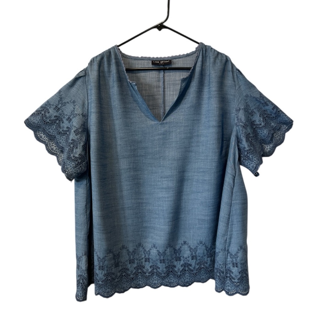 Lane Bryant notch-neck embroidered short  sleeve lightweight denim top size 20